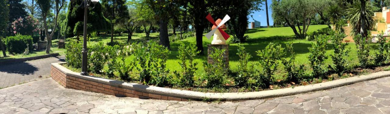Residenza Verdemare Misano Adriatico Eksteriør bilde